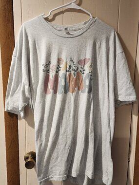 **Next Level Apparel “Mama” Graphic Tee Size 3X Soft Casual T-Shirt**